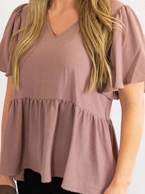 entro Dusty Rose Flutter Peplum Top